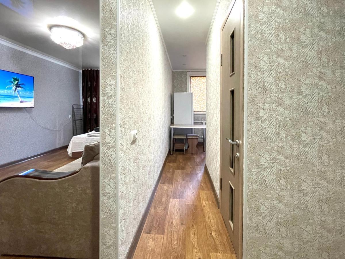 Абая 68 Квартира В Центре, 4 Спальных Места Петропавловск Екстериор снимка