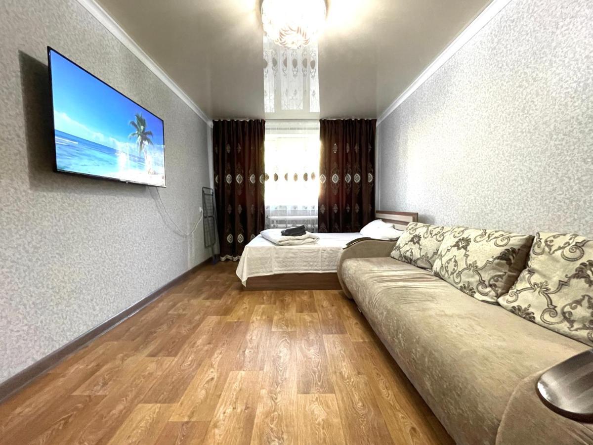Абая 68 Квартира В Центре, 4 Спальных Места Петропавловск Екстериор снимка